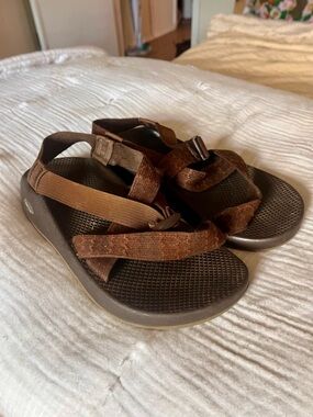Men’s Brown Chaco’s - Size 11